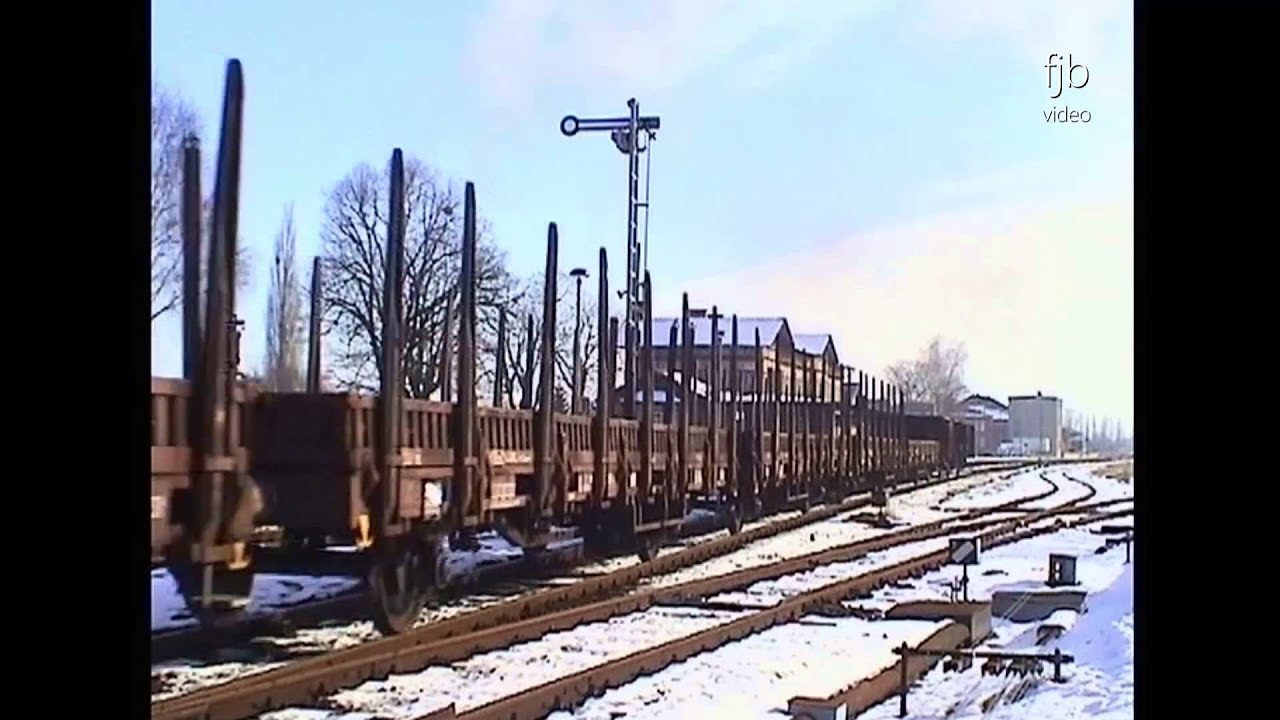 Dampflok 44 1486-8 beim Winterdampf am Rennsteig mit schweren Güterzügen