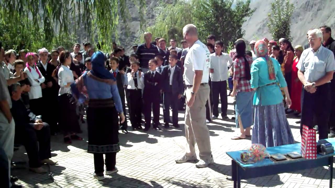 Hokey Pokey at Iskodar.AVI