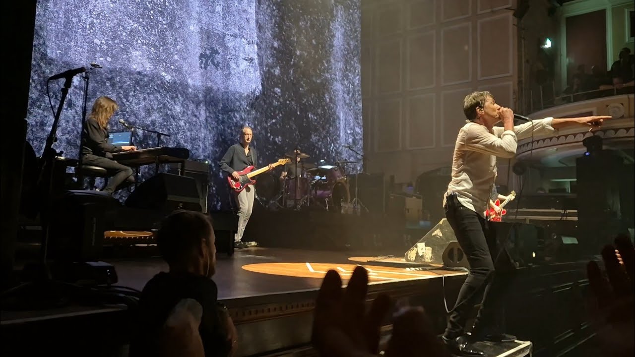 Suede - The Only Way I Can Love You Live at Newcastle City Hall 14/02/2026