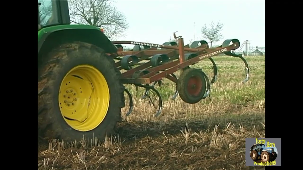 JOHN DEERE 6110 AND KONGSKILDE VIBRO-FLEX