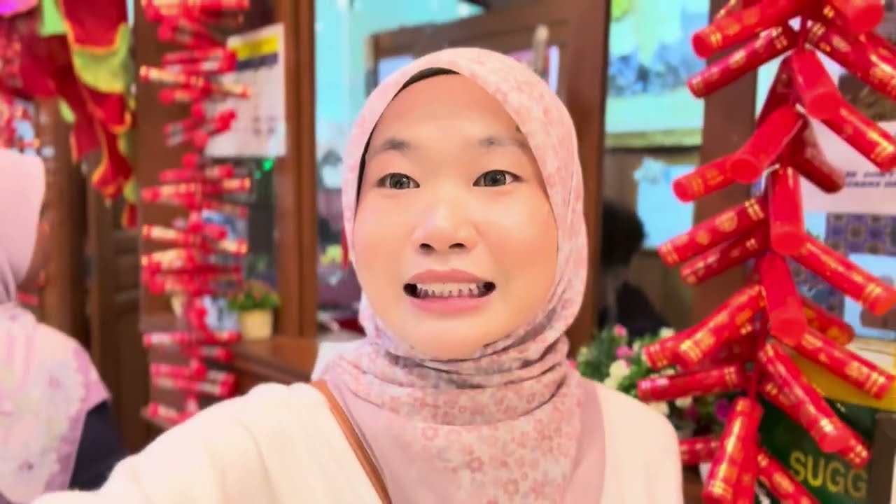 Short Vlog to Kuching! 🐈
