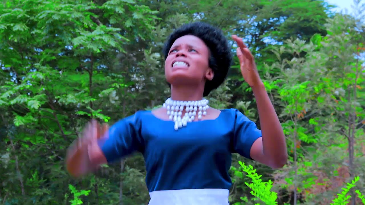 Atenda Miujiza By Maggy K (Official Video)