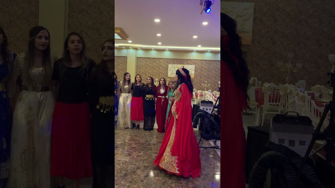 SERVET DEVRAN - muhteşem halay &ccedil;eken gelin / d&uuml;ğ&uuml;n / halay