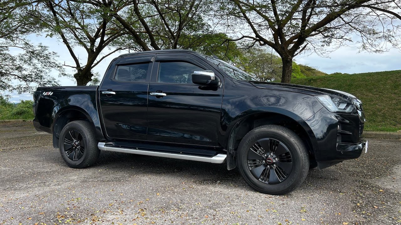 2022 Isuzu D-Max 1.9 4X4 Premium (High Rider, Double Cab) Start-Up and Full Vehicle Tour