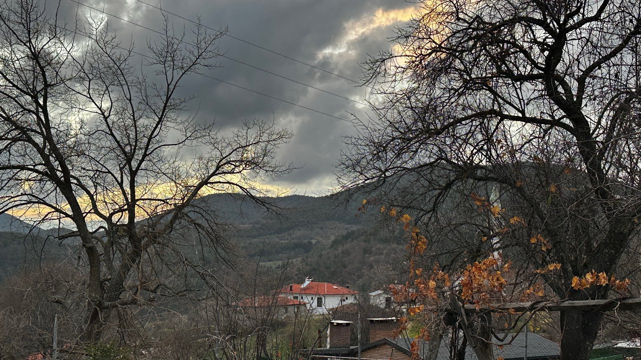 Kirazlı köyü Çanakkale. Eski ev tadilatı! Köyde tadilat ve kümes yapımı! Yada kiler de olabilir