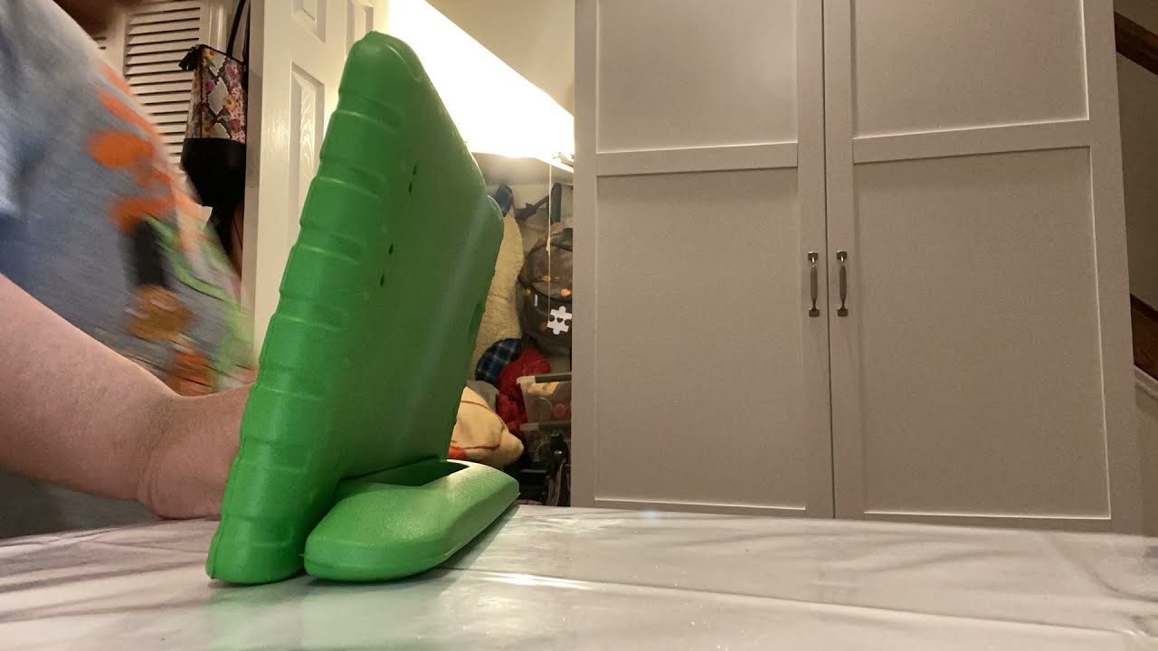 SEVERE AUTISTIC KID FILMS HIMSELF | THROUGH AUTISTIC EYES | 