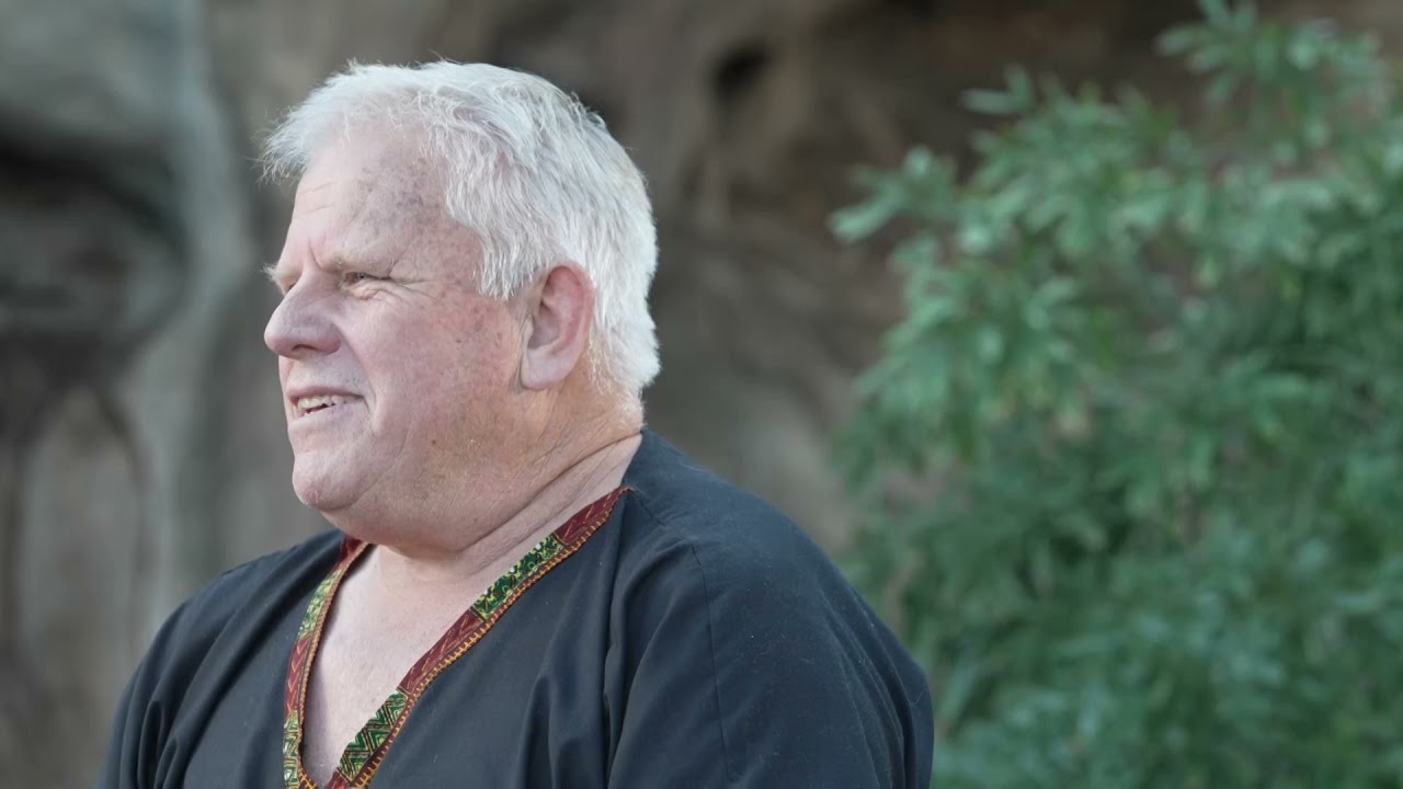 Oudtshoorn se mense ('n KKNK-reeks) - Hannes Visser