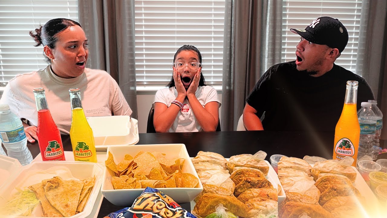 Мы слушаем и не осуждаем! *MUKBANG*