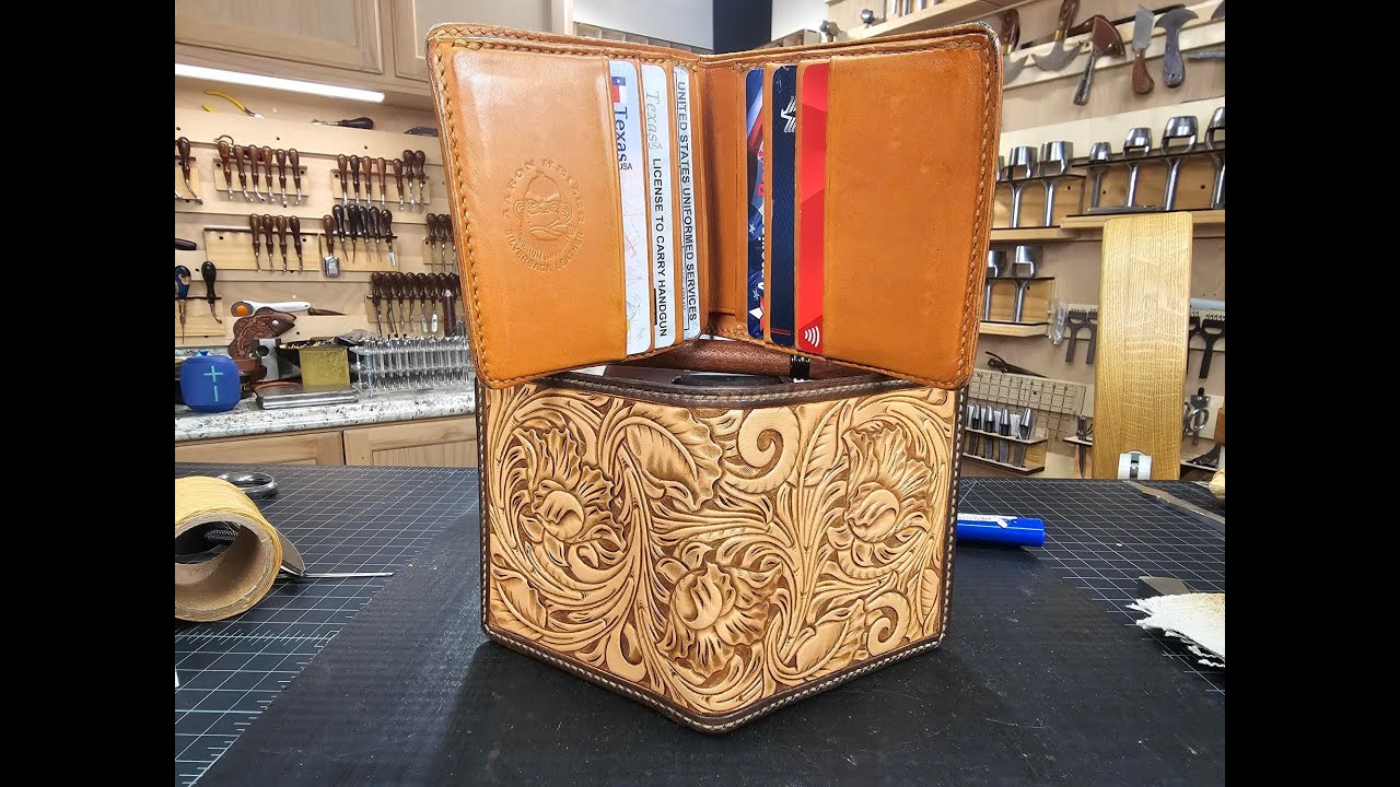 Building the wallet for the Last Minute Leather Shootout Competition