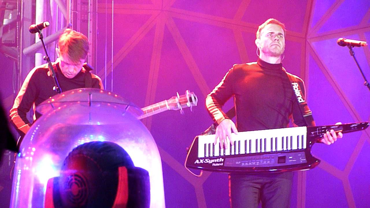 Take That - Progress Live - Underground Machine - Manchester 4/6/11 (Gary & Mark)