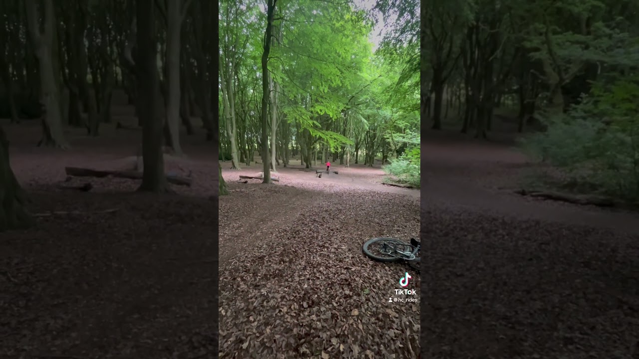 #mountainbikestunt #airtime #mtbworld #biking #jump #mtb