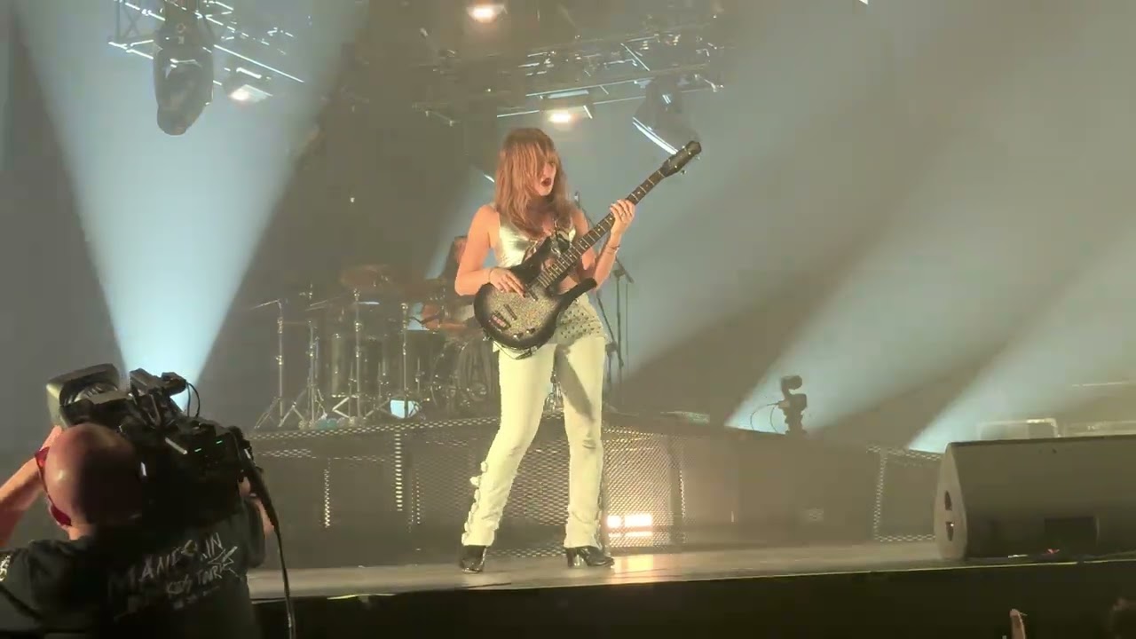 Maneskin Own My Mind Pesaro Data zero Vitrifrigo Arena