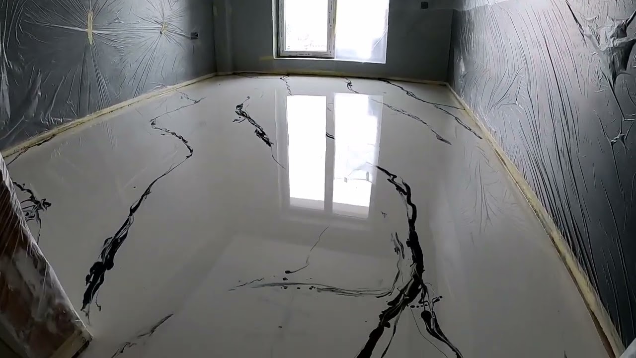Pardoseala epoxidica decorativa model marmura peste incalzire in pardoseala, apartament de 80mp