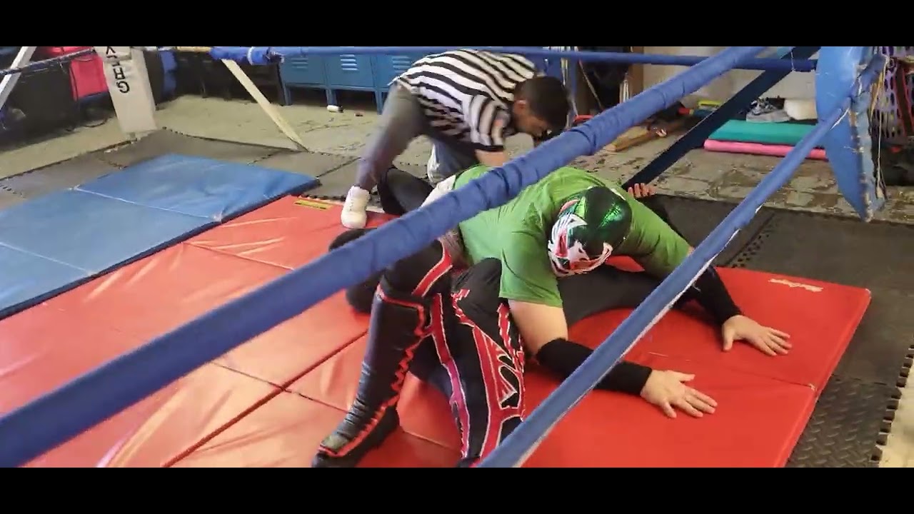 EBBW:Fatal4-Way Matchforthe EBBWX-DivisionTitle:(c)Rob Price vs El Delusional vs El Plata P vs Agony