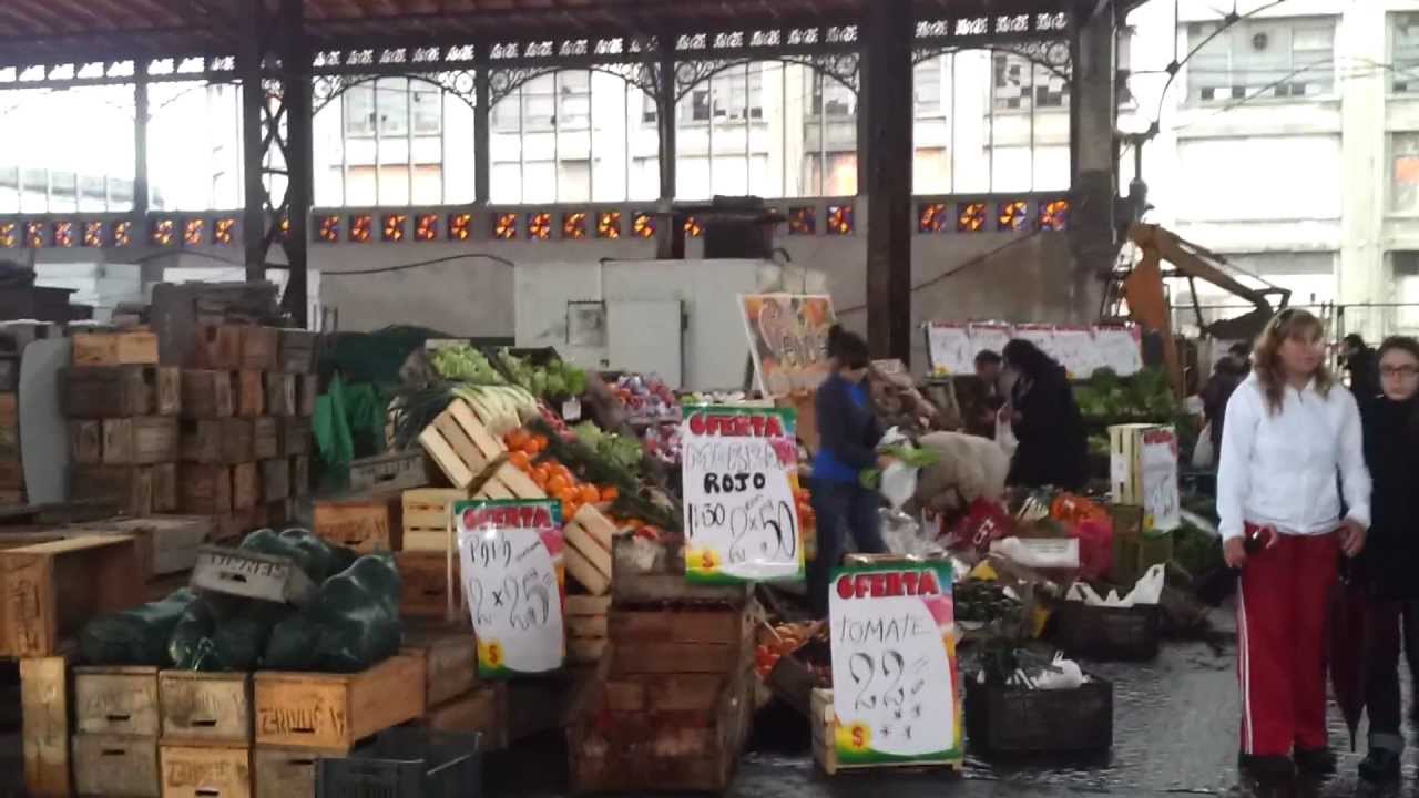 Paseando por montevideo uruguay,mercado agricola.