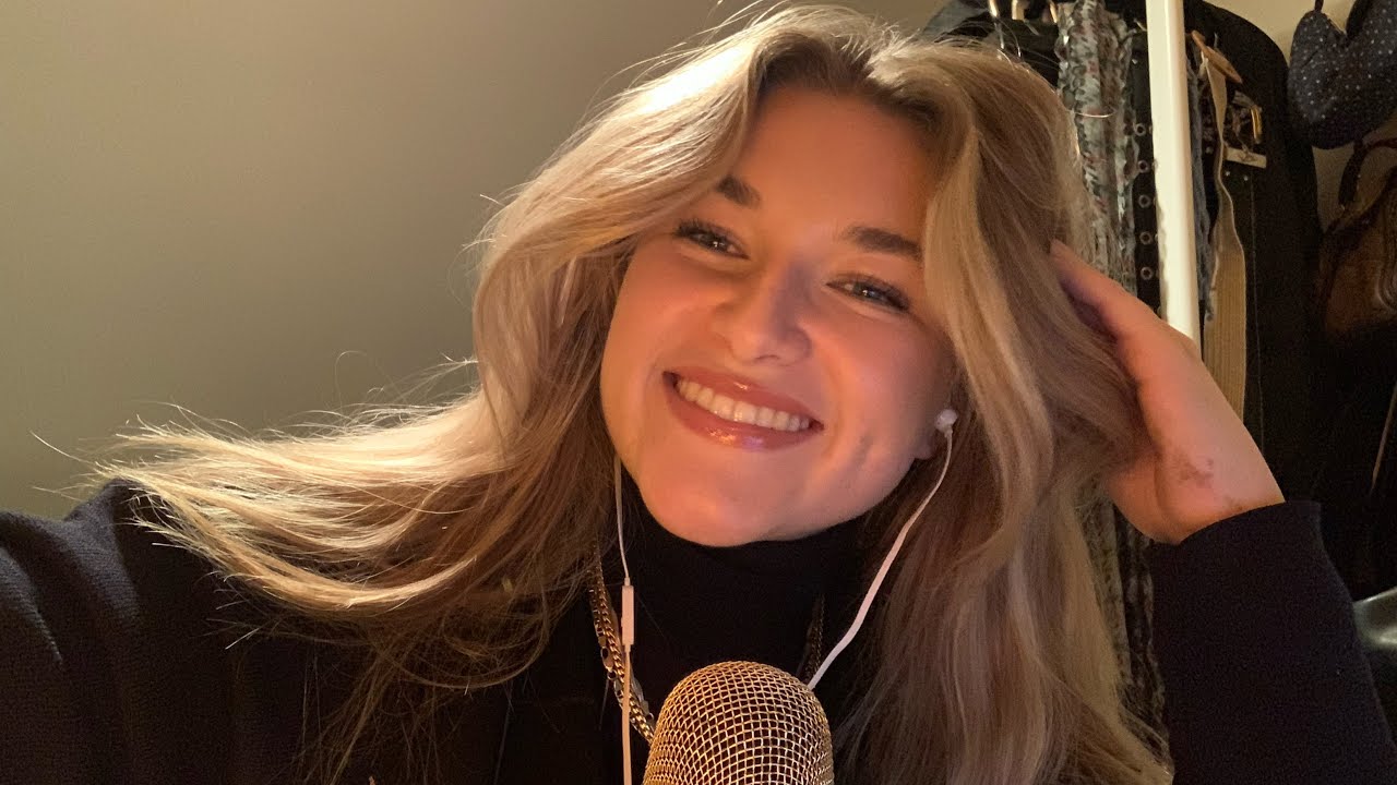 ASMR telling u secrets