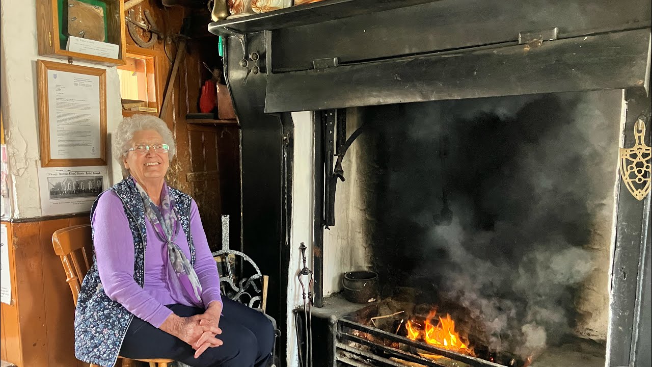 NICE LADY OLD HOUSE BIG FIRE GREAT STORY The Church History Trail