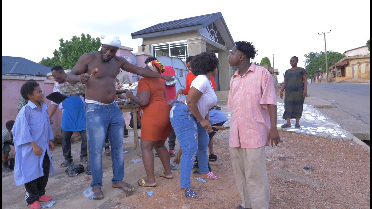 😂AKABENEZER ENJOY KYEKYEKU AND HIS FAMILY GOLD MONEY WITH STREET GIRLS😂ft ABOSKE,39/40,DIANA