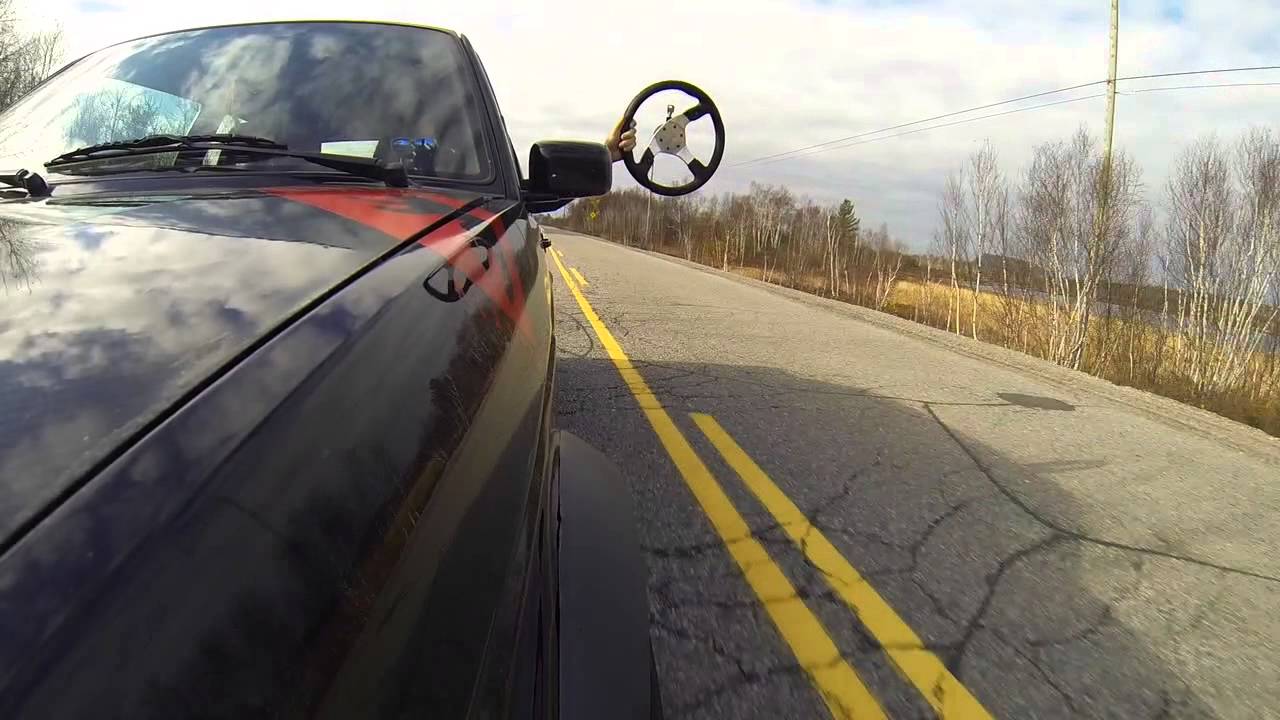 Volkswagen mk2 vr6 no hands! Sparco quick release