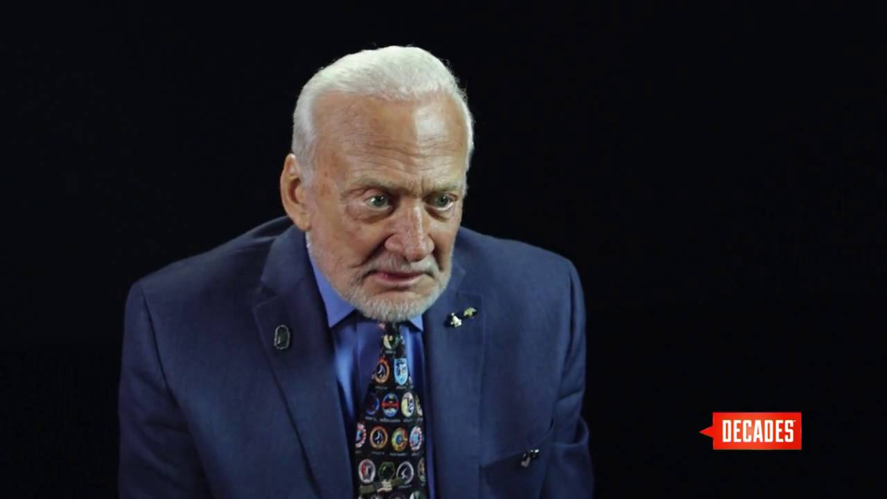 Buzz Aldrin describes the surface of the moon