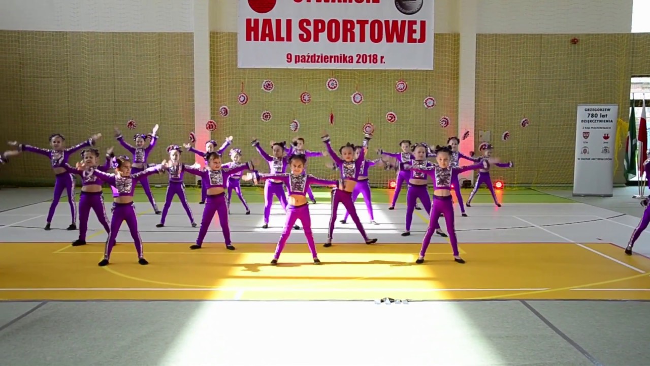 Formacja GAMA Mini - otwarcie hali sportowej w Grzegorzewie