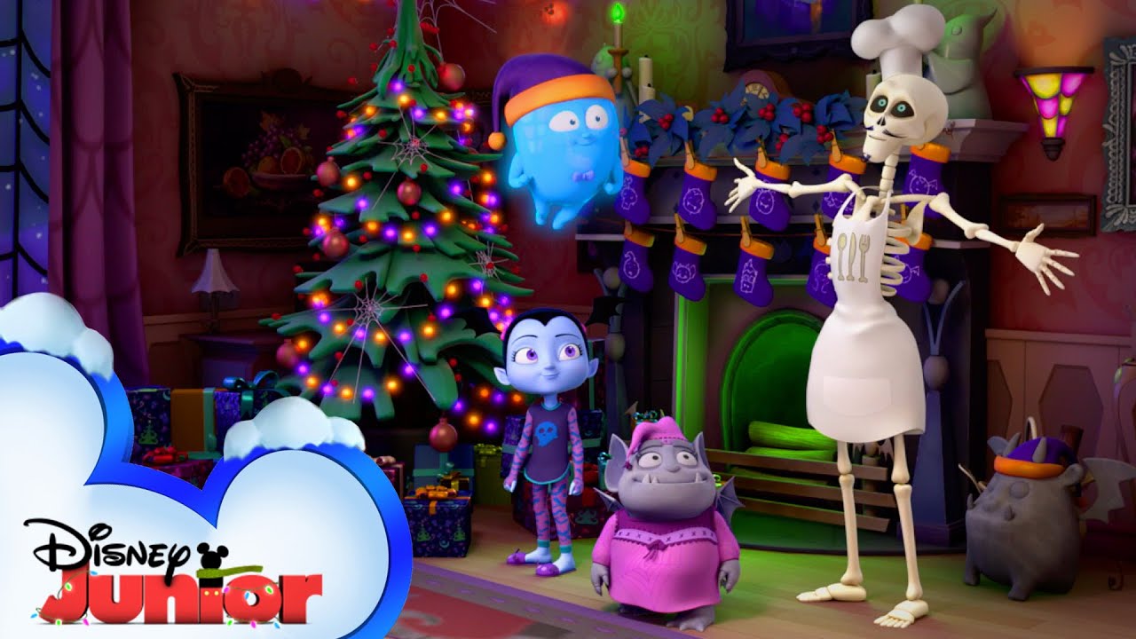A Spooky Christmas🎄 | Vampirina | Disney Junior