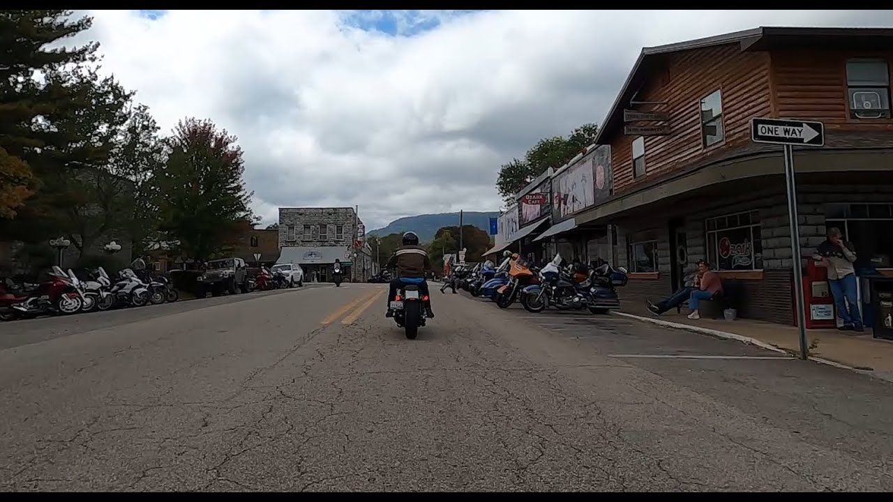 Arkansas - Pig Trail Motorcycle Riding - 883 Iron and Cafe Racer Triumph Thruxton + dirt bikes
