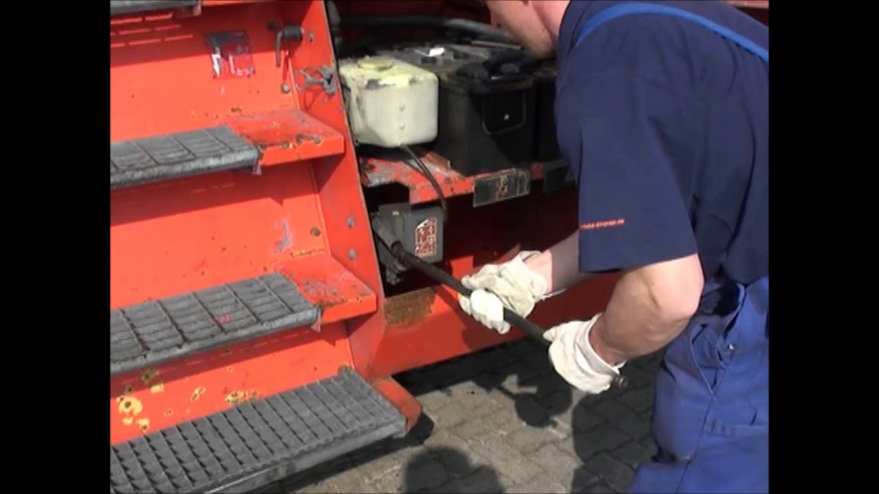 D3132 = 23.600 kg DC23,6-1200 Kalmar heavy duty truck from 1991