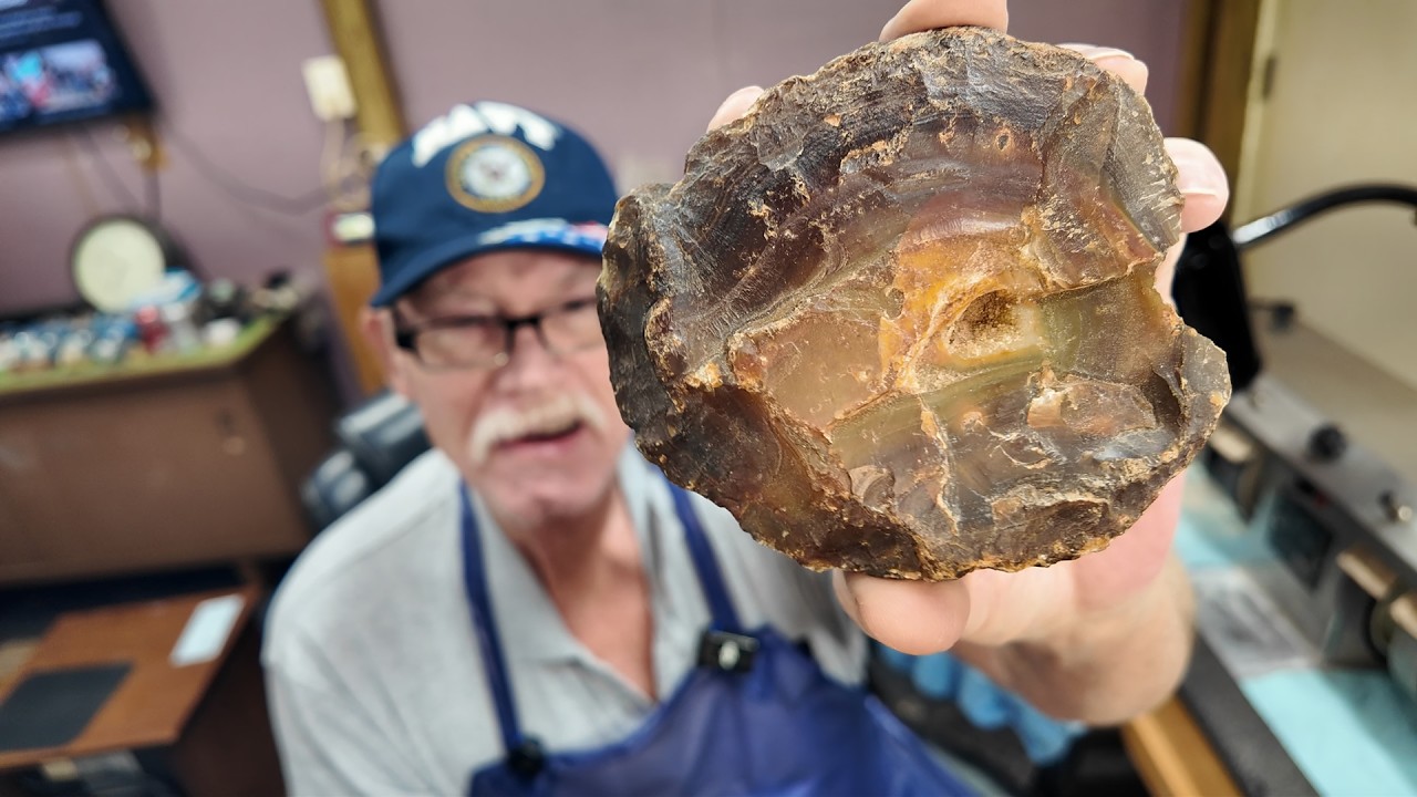 Brazilian and Missouri Lace Agates Cutting Vi