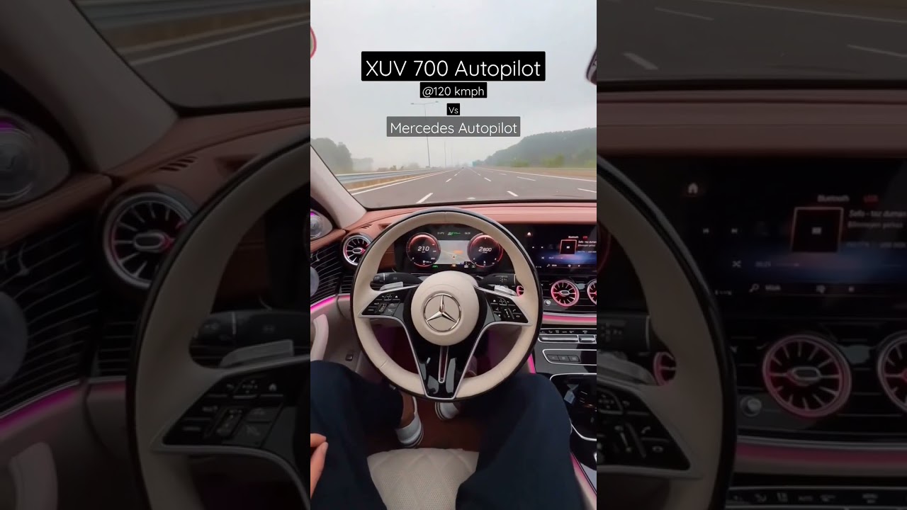 XUV 700 Autopilot @120 KMPH vs Mercedes @210 #m #mahindra #xuv700 #autopilot #speed #fastcars #cars