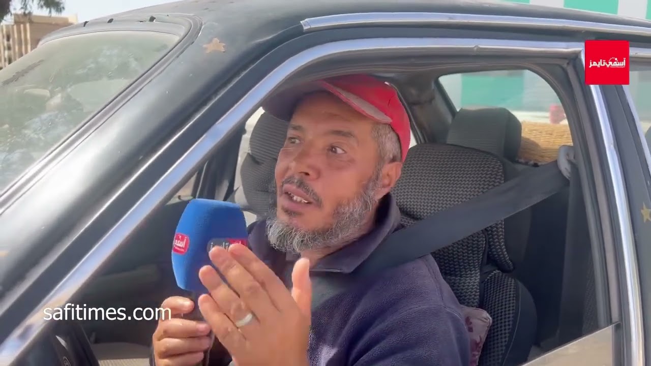 سمع شنو قال المواطن بآسفي على الطريق الجهوية الرابطة بين أسفي و سبت جزولة...بعد وضع لافتة الإصلاحات