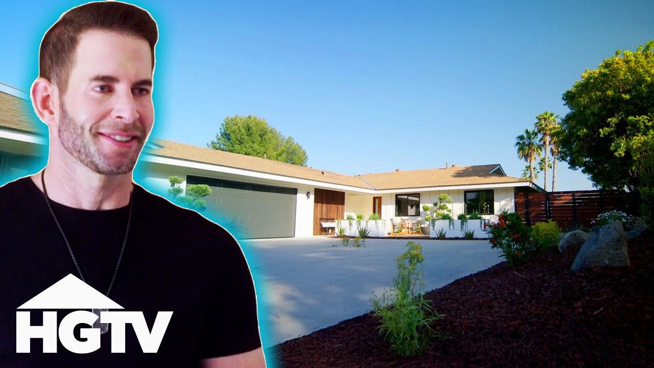 Tarek Completely Renovates An L-Shaped Home With A Modern Twist! | The Flipping El Moussas