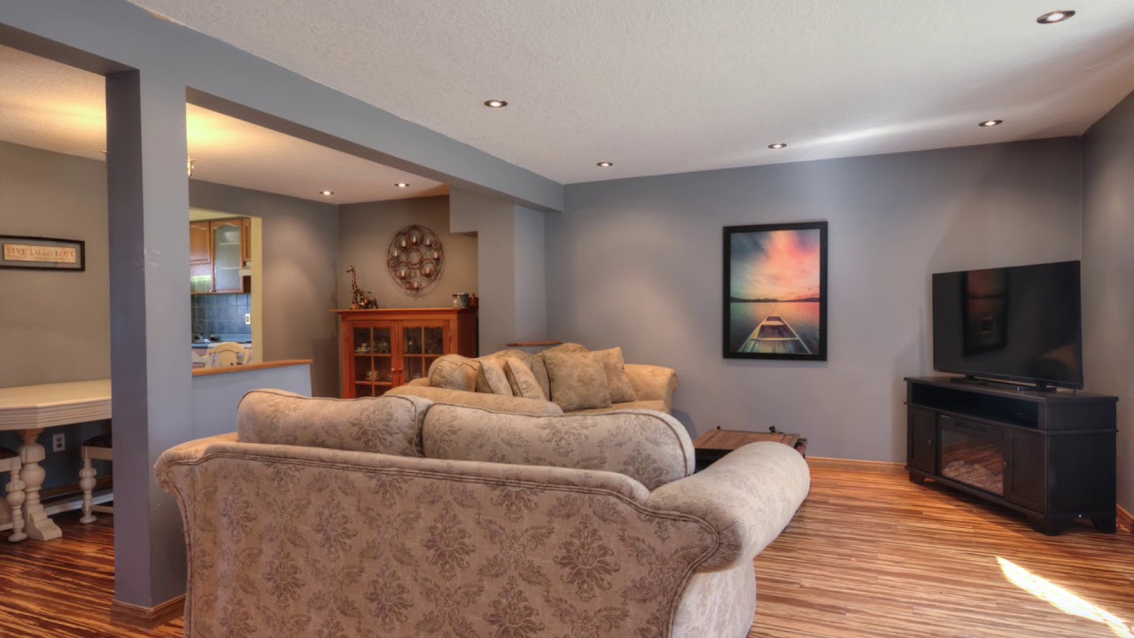 242 Grand Ridge Dr Cambridge