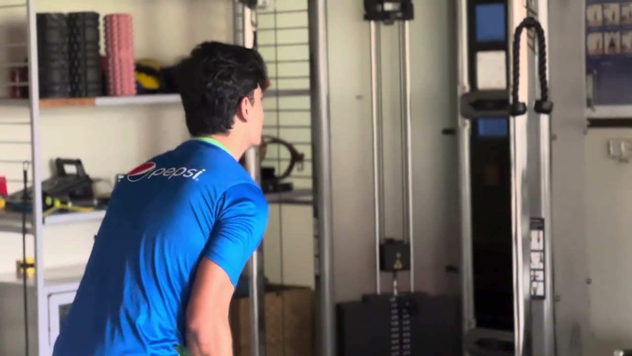 Naseem shah Pakistan 🇵🇰 cricket pacer at Gym NCA National cricket academy #naseemshah #pcb