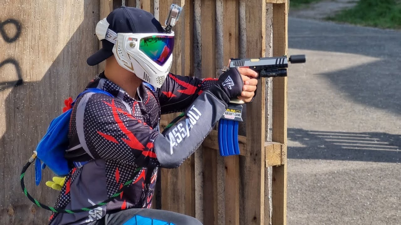 Joguei só de pistola HPA no Detroit Airsoft Field