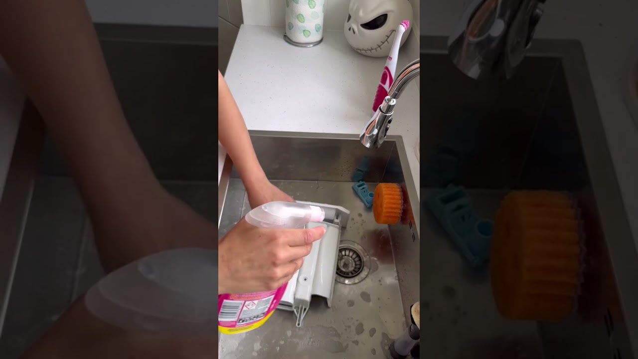 Washing machine DEEP CLEAN. It always gets SO BAD 🤯✨ #asmrcleaning #cleaning #deepcleaning