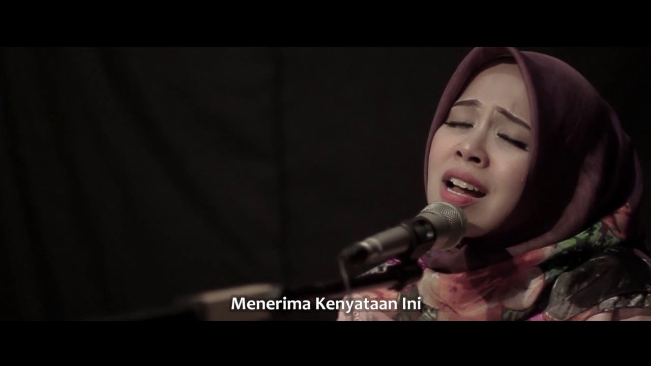 KAPAN KAU KEMBALI - VANNY VABIOLA (Official Music Video)