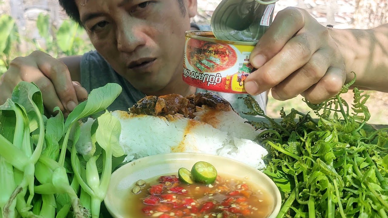 SARIWANG PETCHAY AT PAKU + FRIED SARDINES MUKBANG | PINOY MUKBANG | PAGKAING BUKID |Team AgustinTV