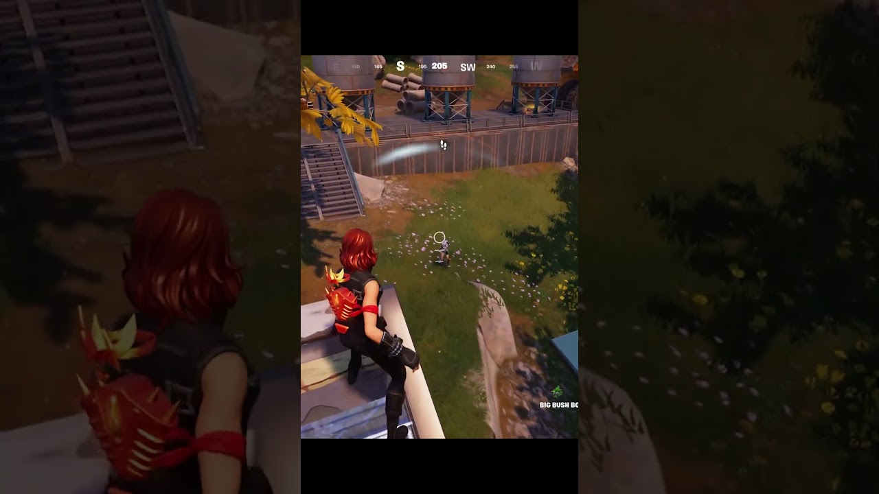 Fortnite How to Use the Big Bush Bomb to Catch Your Opponent off Guard