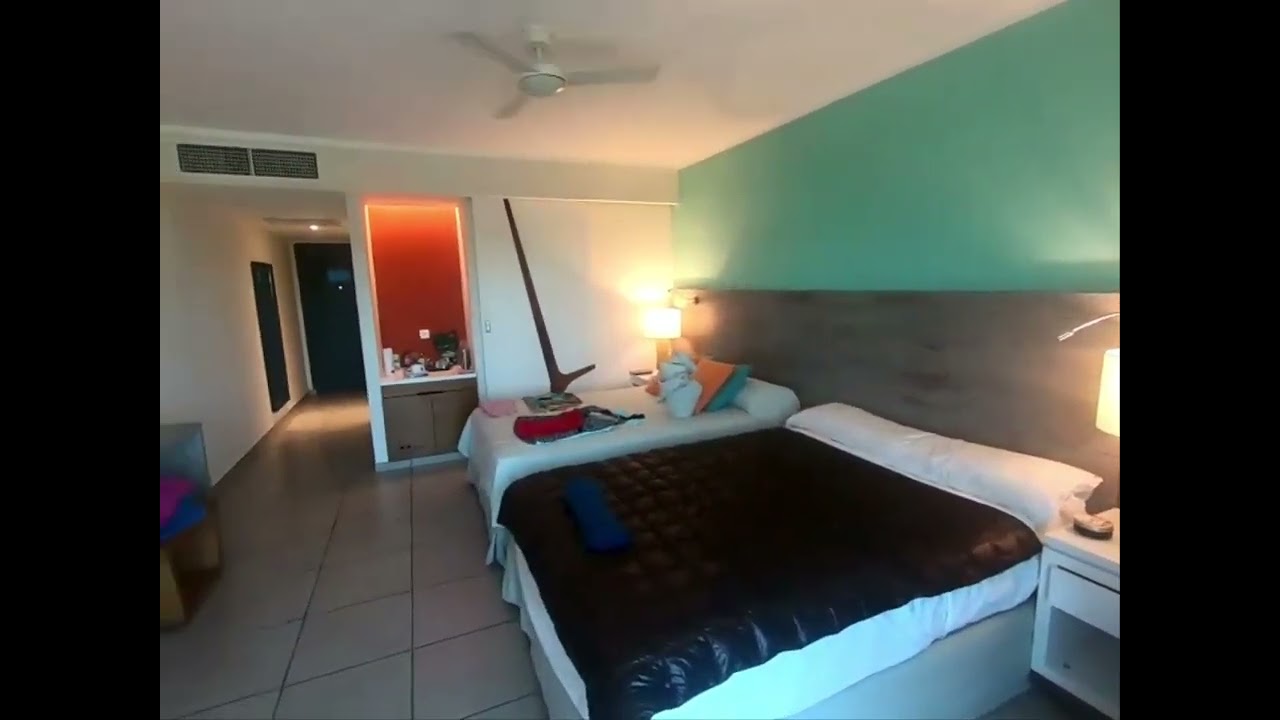 Valentin Cayo Cruz / room tour /