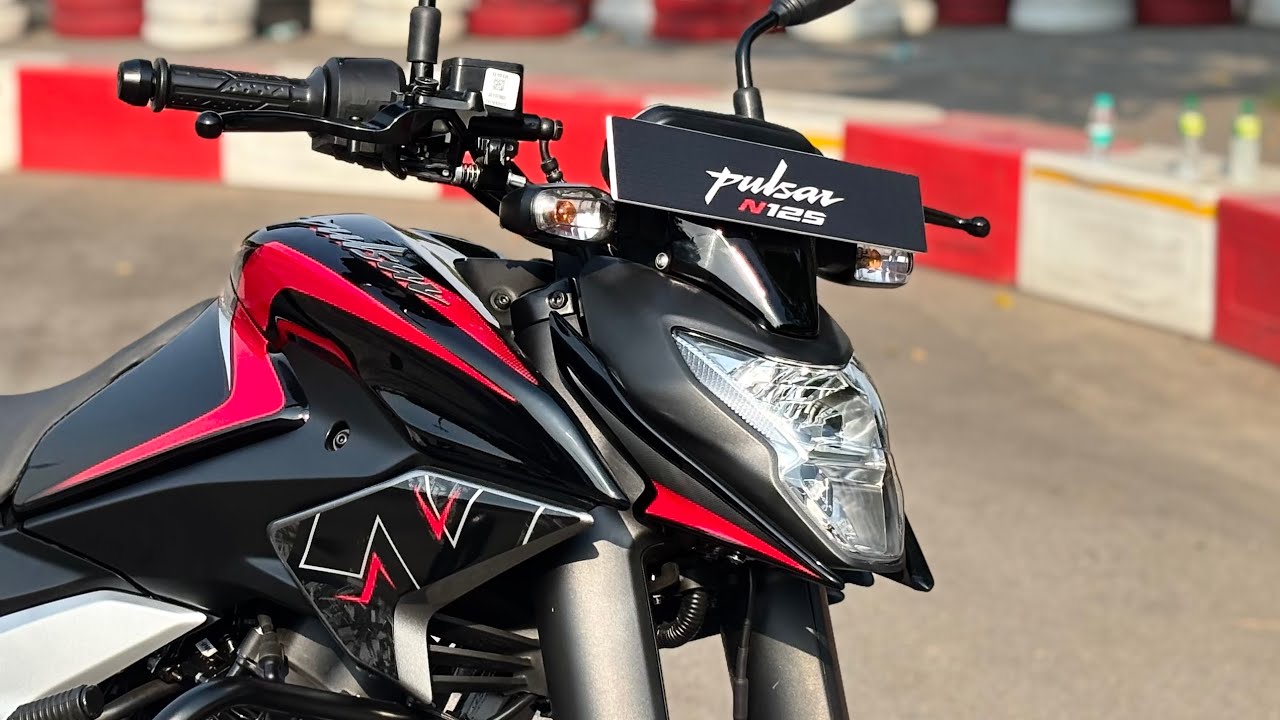 Best Naked Sports Bike Under 1 Lakh : Bajaj Pulsar N125 Detailed Review