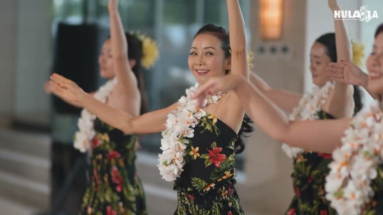 Mele Kalikimaka Ei Nei by @hulalaliving.jakarta