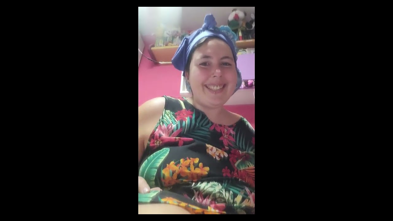 ASMR abriendo paquetes P10