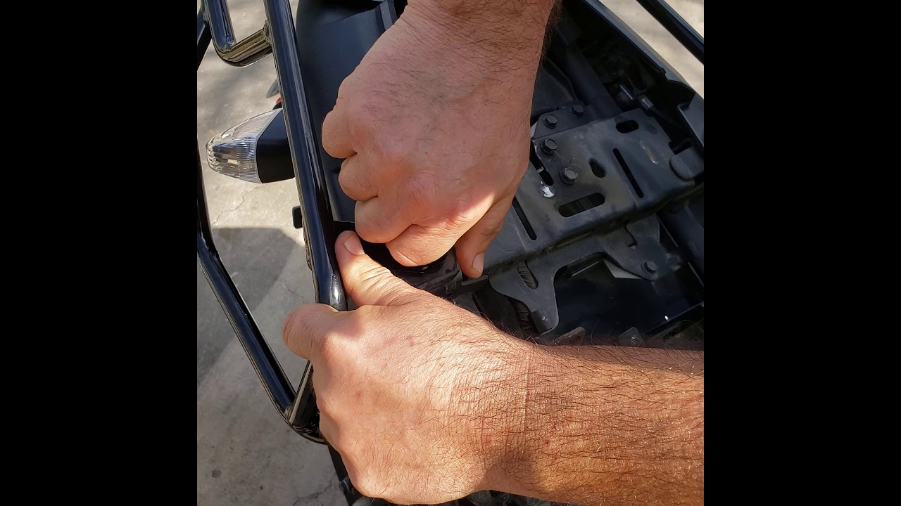 2009 Kawasaki Versys KLE 650 Recraft Rear Luggage Rack Install