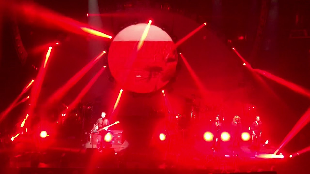 Brit Floyd - Dogs Of War (live Utrecht NL 2018)