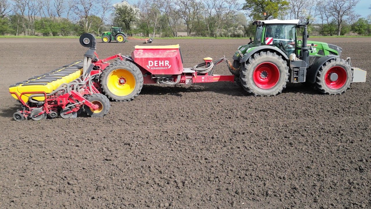 FENDT 942 mit VÄDERSTAD Tempo L (18 Reihen) von DEHR Agrarservice am Mais legen / 4K