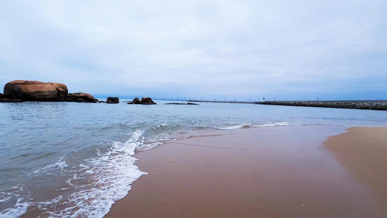Giant Rocks & Endless Ocean! Discover the Stunning Coastal Views in Shantou