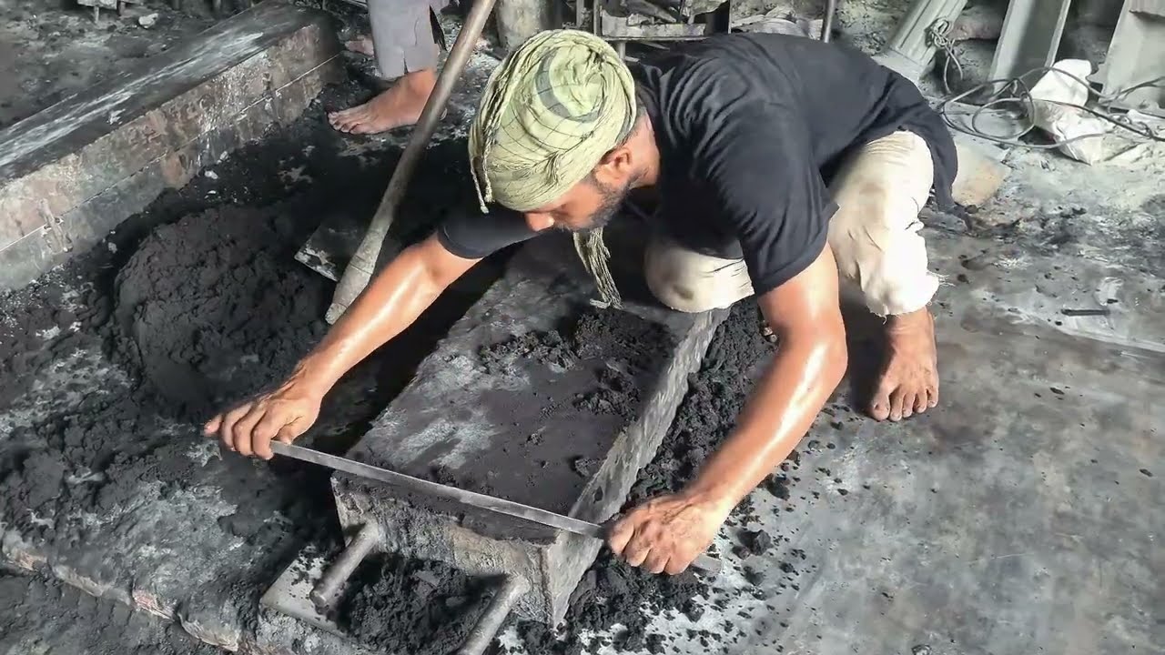 Sand Casting Process | Manufacturing Fancy Light Pole Using Aluminum