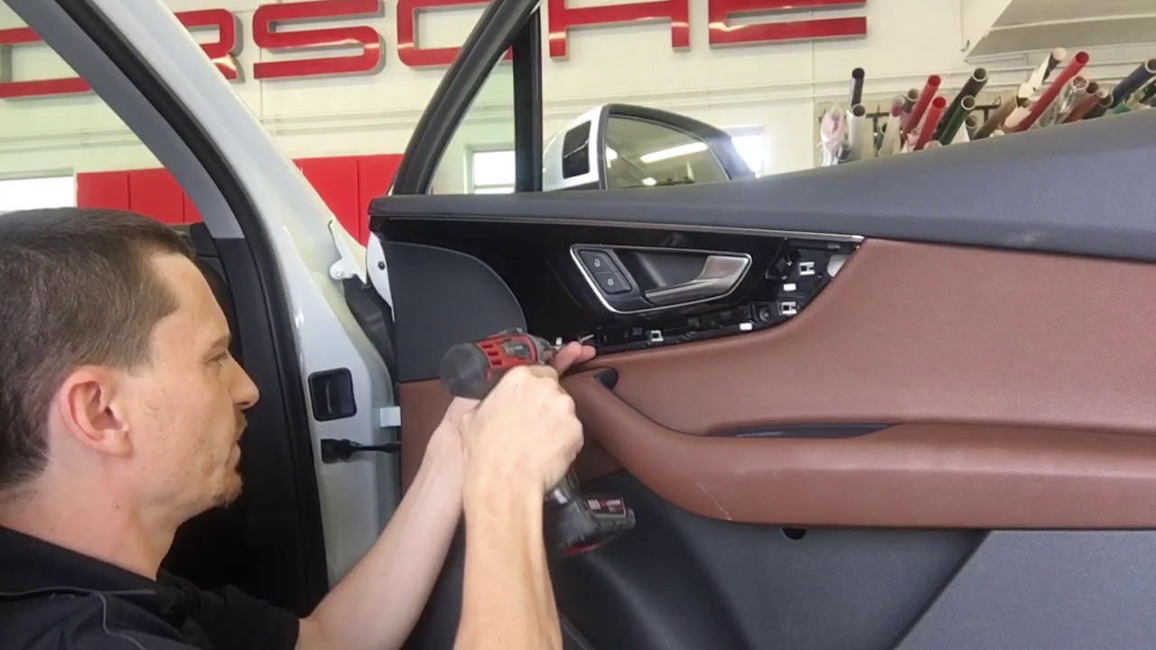 2018 Audi Q7 door panel removal