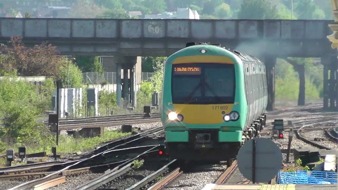 HELL FIRE 171802 Claging Through Norwood Junction